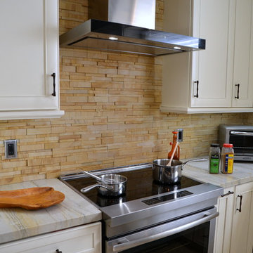 Black and White Two Toned Kitchen
