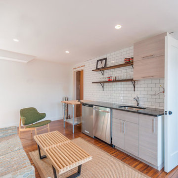 320 Macon Apartment Building