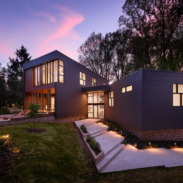 Old Falls Road Residence