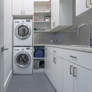 75 Beautiful L-shaped Laundry Room Ideas & Designs - April 2024 | Houzz AU