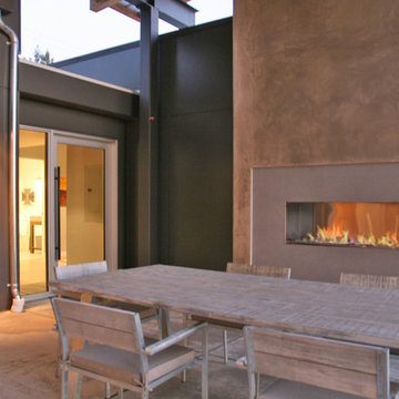 The WineCamp Project was a beautiful modern prefab home nestled in Sonoma County