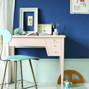 Modern home office and library in London.