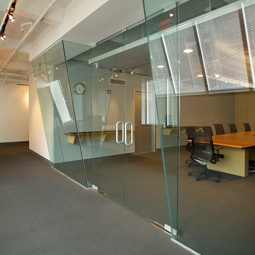 Frameless Office & Conference Rooms