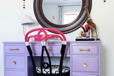 Kids' room - mid-sized eclectic girl carpeted kids' room idea in Other with blue walls
