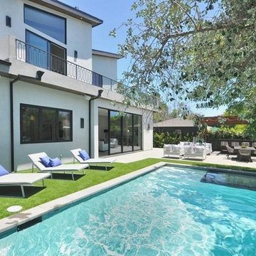 Contemporary Sherman Oaks Home
