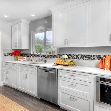 Life of the Party: A Bright Kitchen Design