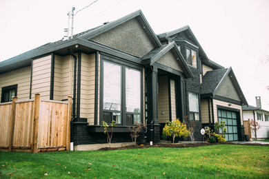Trendy home design photo in Vancouver