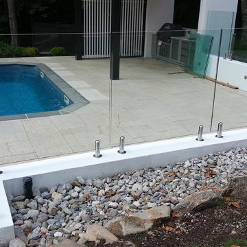 Frameless glass pool fences
