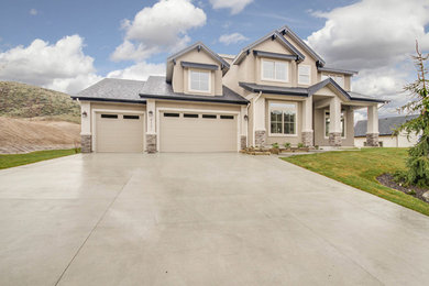 Arts and crafts exterior home photo in Boise