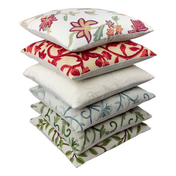 Pillows, Pillows & Throws