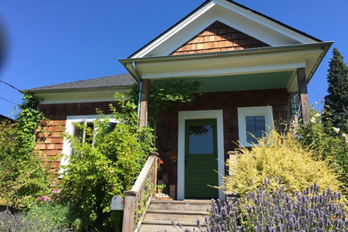 Example of an arts and crafts exterior home design in Seattle