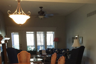 Example of a transitional living room design in Kansas City