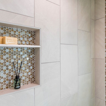 A Glamorous Guest Bathroom Reveal in Colleyville