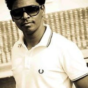 Dishan Lowe's photo
