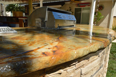 Outdoor Kitchen
