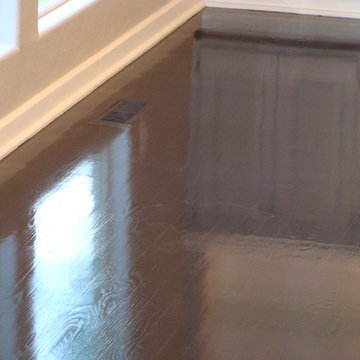 Ebony High-gloss wood floors