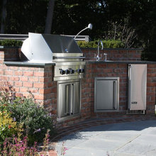 Outdoor Kitchen