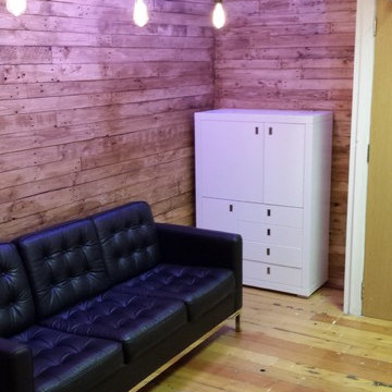 Reclaimed Wooden Wall MAY16