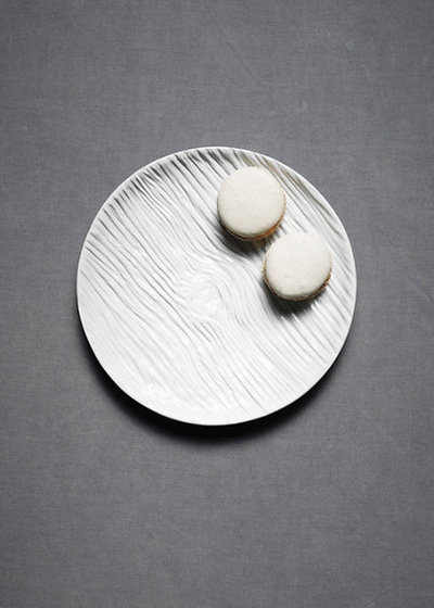 Modern Dinner Plates by BHLDN