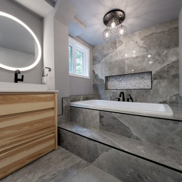 Spa-Like Bathroom