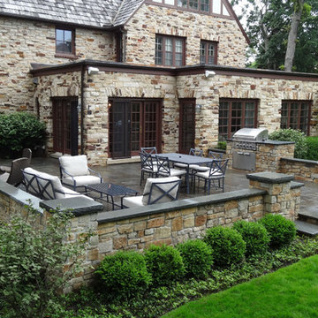 An Elegant Manor Setting