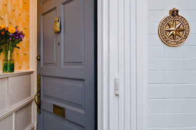 Example of a classic entryway design in DC Metro