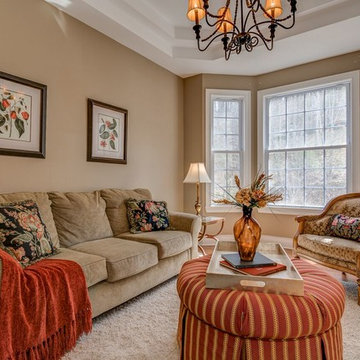 Home Staging Brings Life Into This Spacious Asheville Abode