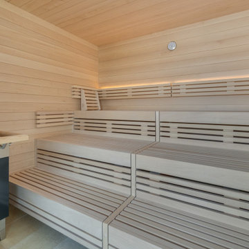 Poolhaus mit Sauna und Ruhebreich