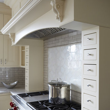 Classic Cream Colored Kitchen in Naperville
