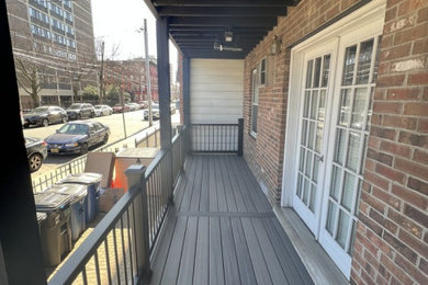 Inspiration for a balcony remodel in New York