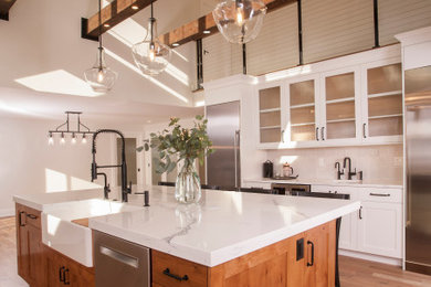 Kitchen - cottage kitchen idea in Seattle