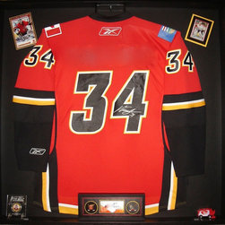 Custom picture framing - Sports And Game Room Memorabilia