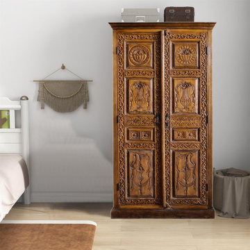 Interior Decorating with Rustic Farmhouse Cabinets