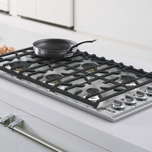 Wolf 36 Transitional Gas Cooktop Stainless Steel Cg365t