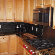 Blk stone back splash