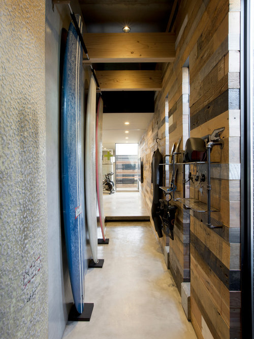 Industrial Entryway Design Ideas, Remodels & Photos