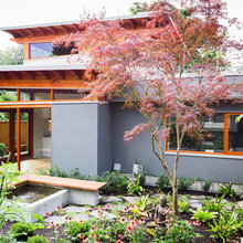 carriage house