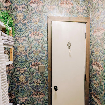 Bathroom wallpaper