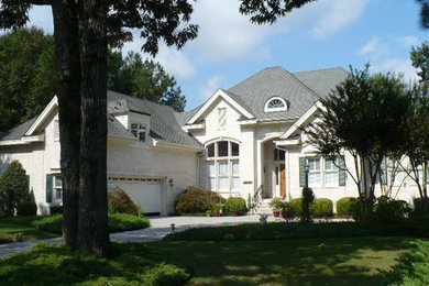Elegant exterior home photo in Wilmington