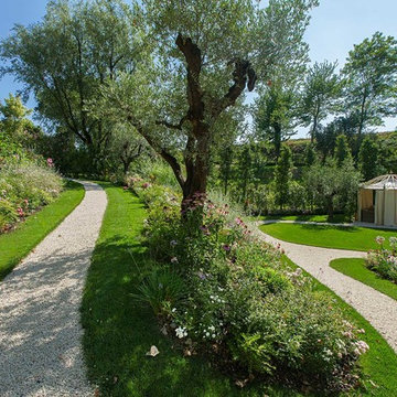 Country Garden with Style