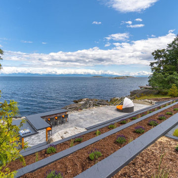 Deck & Landscaping - Nanoose Bay