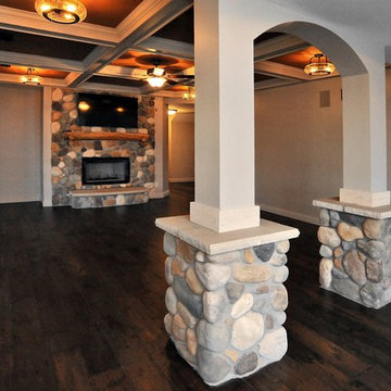 Pepper Creek: 5 Bedroom / 7 Bath Home - Valparaiso, IN