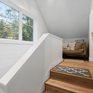 Petite Modern Farmhouse