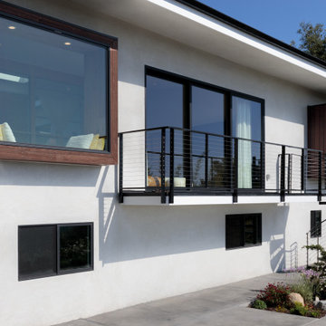 Modern Minimalist Home Featuring Japanese Styling in Tustin Hills