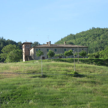 For sale farmhouse in Sant'Angelo in Vado, Le Marche, central Italy