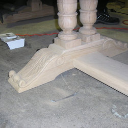 17th century Carved refectory table - Dining Tables