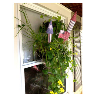 Living Ledge Vertical Garden Container - July 4th - New York - by Rex ...