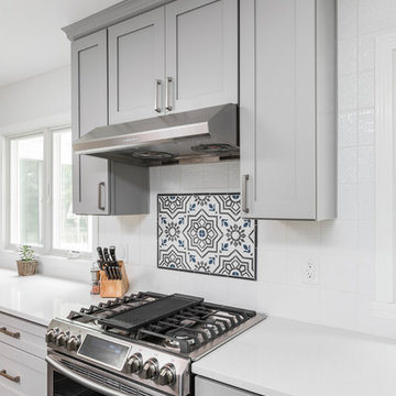 Deerfield Modern Kitchen