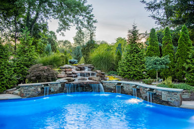 Custom Pool and Water Feature