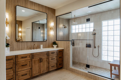 Bathroom - transitional bathroom idea in Phoenix